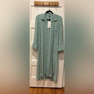 Brand new Zara button down midi dress in size XS